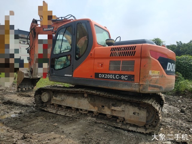 斗山 DX150LC-9C 挖掘机