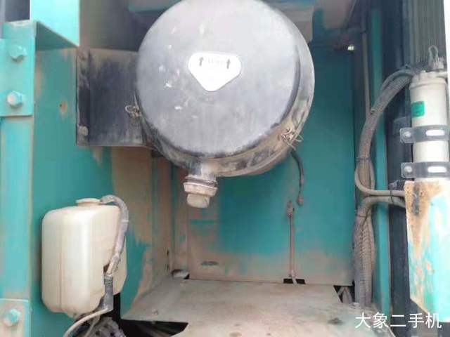 神钢 SK260LC-8 挖掘机