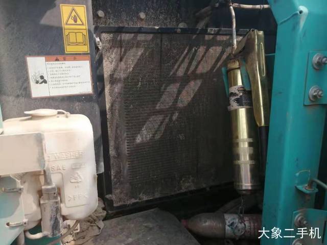 神钢 SK75-8 挖掘机