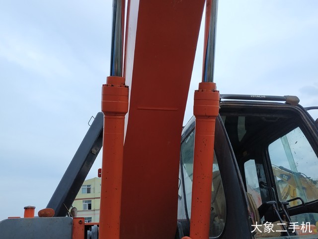 日立 ZX260LCH-3G 挖掘机