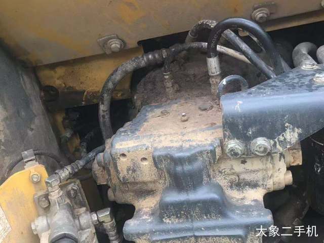 小松 PC200-8 挖掘机