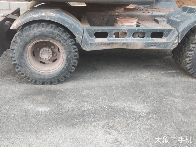 新源 XY75W-9 挖掘机