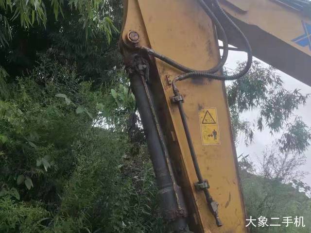 徐工 XE135D 挖掘机