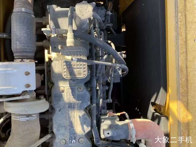 徐工 XE240D 挖掘机