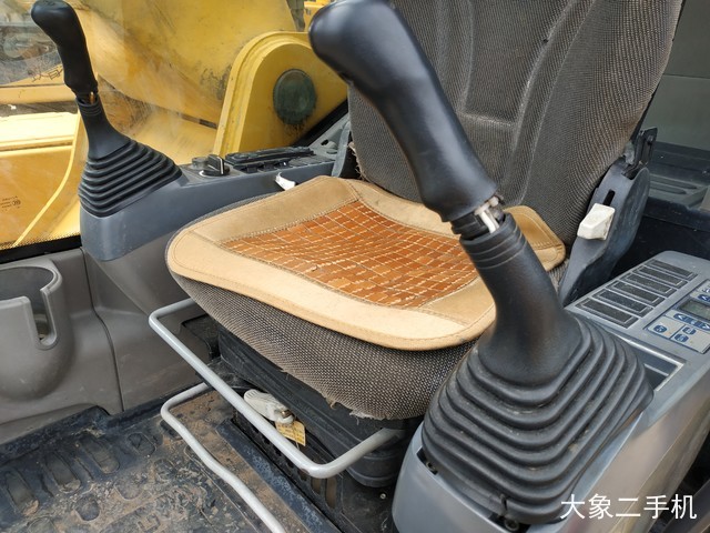 柳工 CLG936E 挖掘机