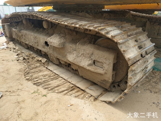 龙工 LG6245E 挖掘机