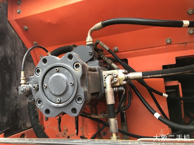 斗山 DH215-9 挖掘机