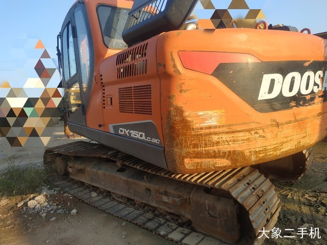 斗山 DX150LC-9C 挖掘机