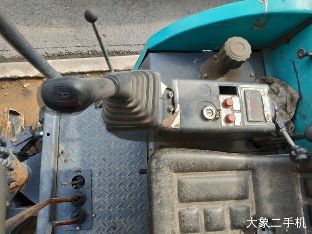 山鼎重工 SD-18 挖掘机