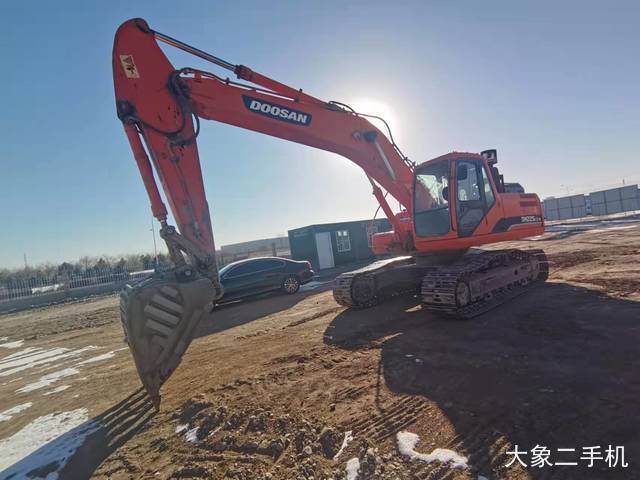 斗山 DH220-9E 挖掘机