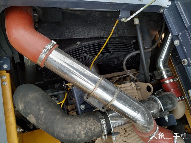 徐工 XE470D 挖掘机