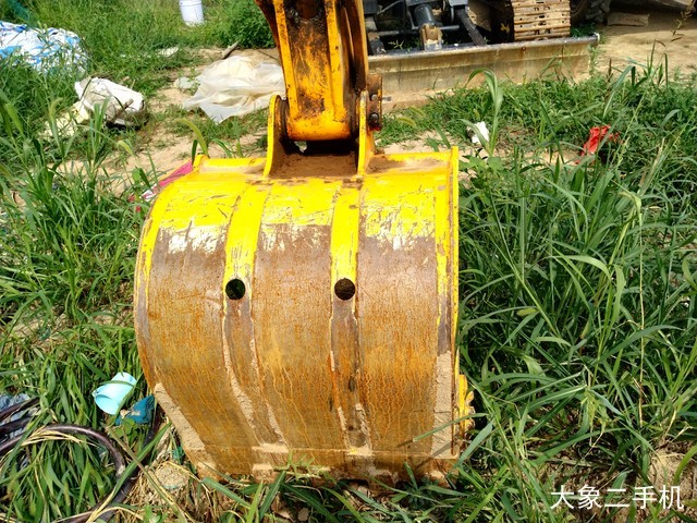 龙工 LG6060 挖掘机