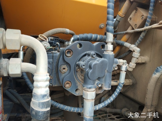 三一重工 SY135C 挖掘机