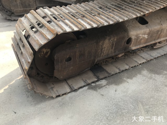 小松 PC220-8M0 挖掘机