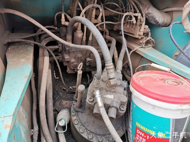 神钢 SK250LC-8 挖掘机