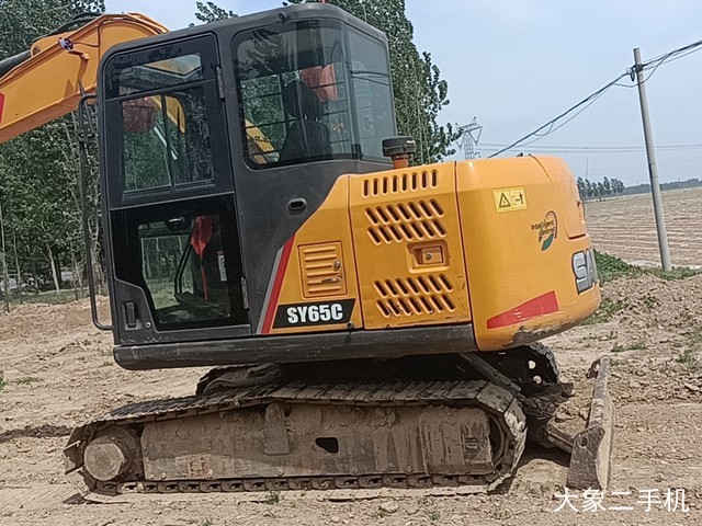 三一重工 SY65C 挖掘机
