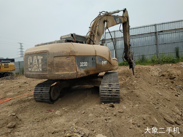 卡特彼勒 323D液压 挖掘机