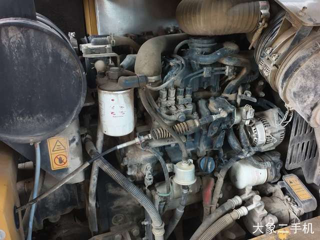 徐工 XE75D 挖掘机