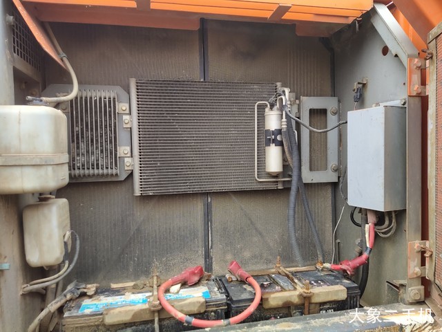 日立 ZX240-3 挖掘机