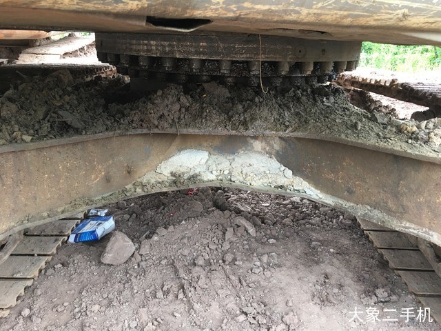 徐工 XE135B 挖掘机