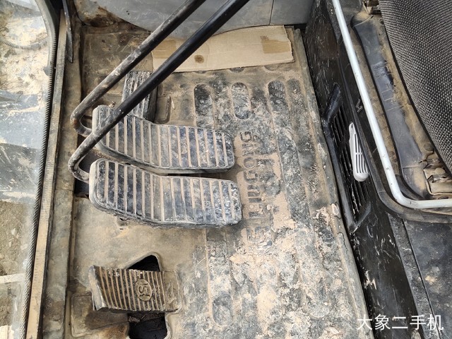 柳工 CLG906D 挖掘机