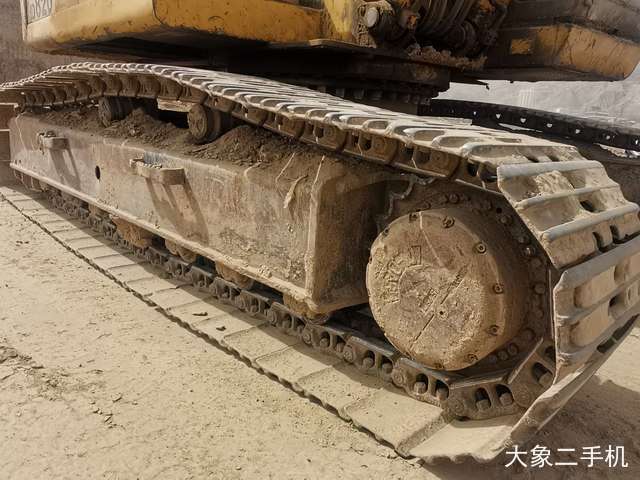 加藤 HD820 挖掘机