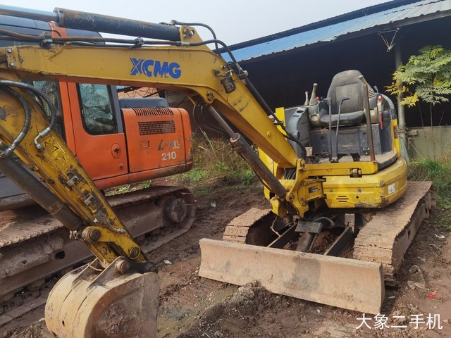 徐工 XE35U 挖掘机
