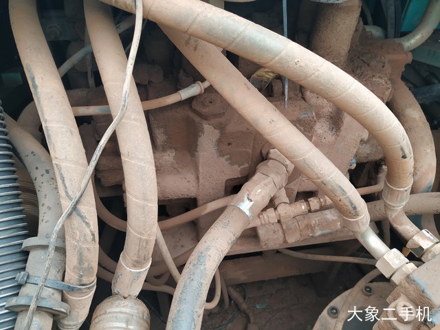 神钢 SK480LC-8 挖掘机