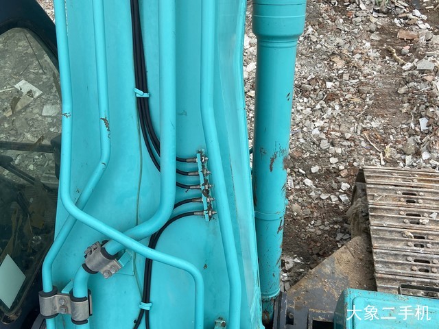 神钢 SK260LC-8 挖掘机