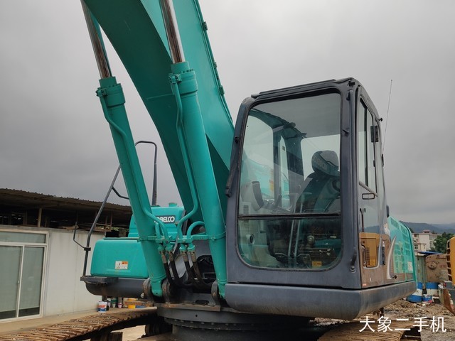 神钢 SK350LC-8 挖掘机
