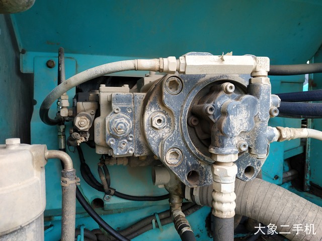 神钢 SK250-8 挖掘机