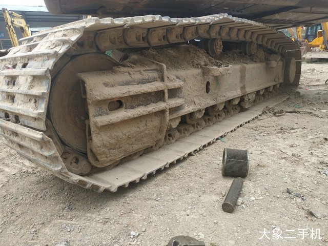 三一重工 SY215C-9 挖掘机