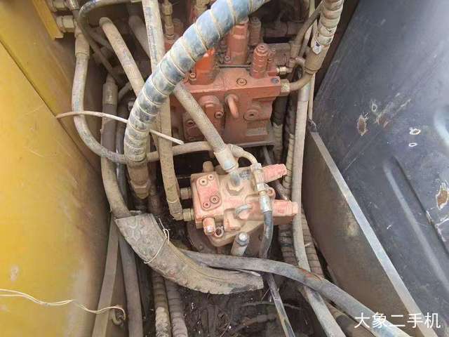 雷沃重工 FR150E 挖掘机