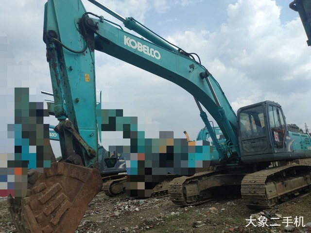 神钢 SK350LC-8 挖掘机