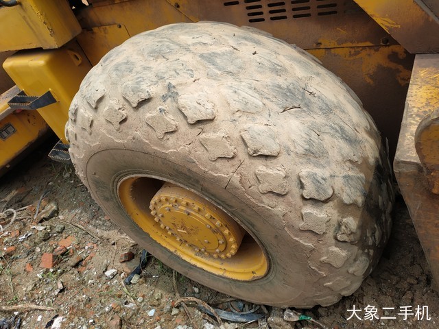 龙工 LG520B机械驱动 压路机