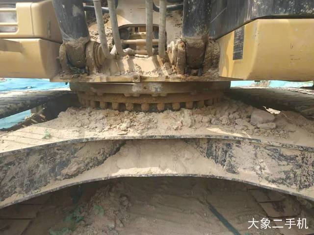 卡特彼勒 323DL 挖掘机