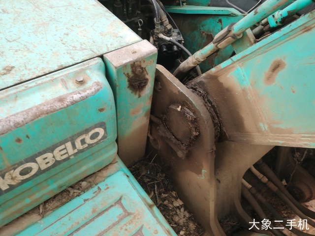 神钢 SK260LC-8 挖掘机