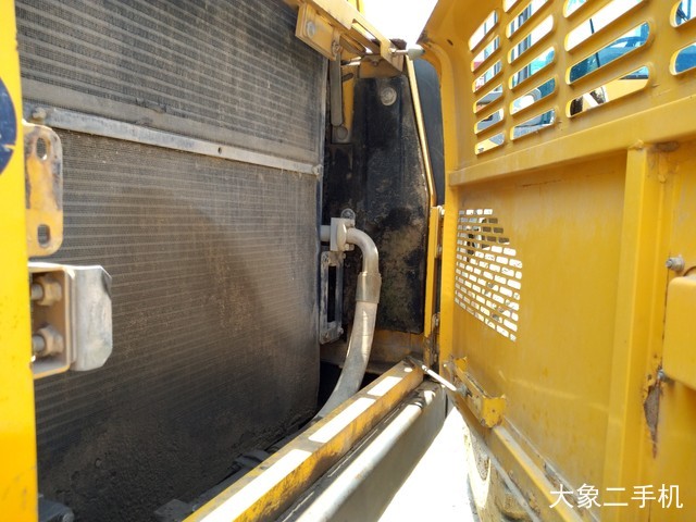 沃尔沃 EC210B 挖掘机