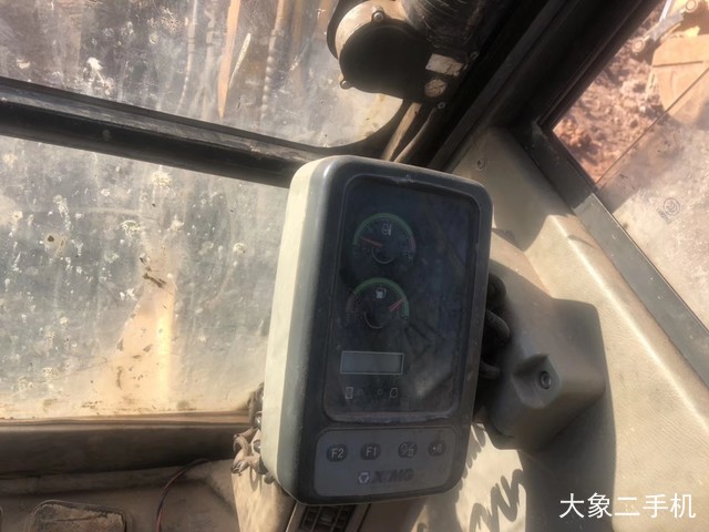 徐工 XE60 挖掘机