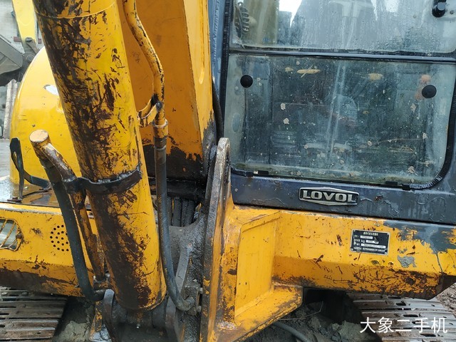 雷沃重工 FR65-7 挖掘机