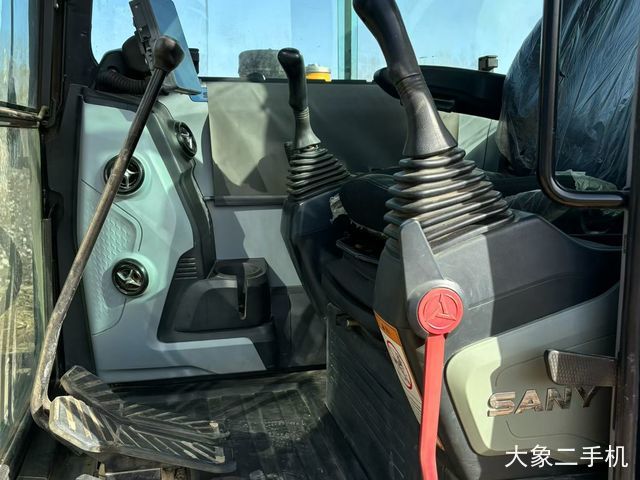 三一重工 SY60C-10 挖掘机