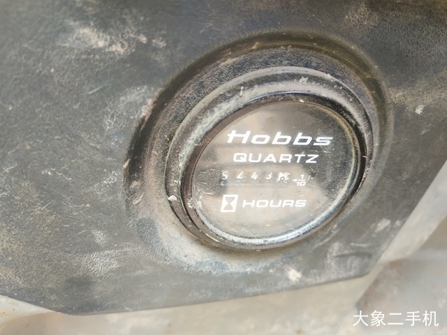 现代 R225LC-7 挖掘机