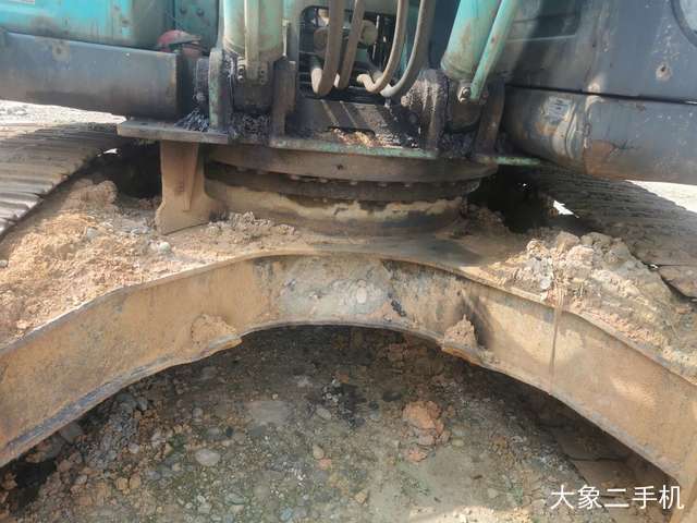 神钢 SK250LC-8 挖掘机