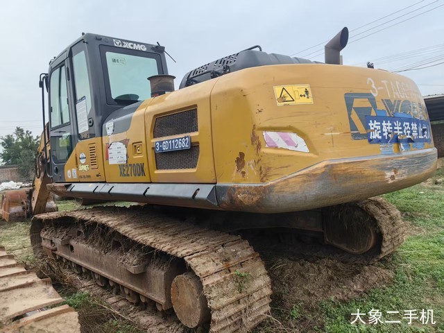 徐工 XE270DK 挖掘机