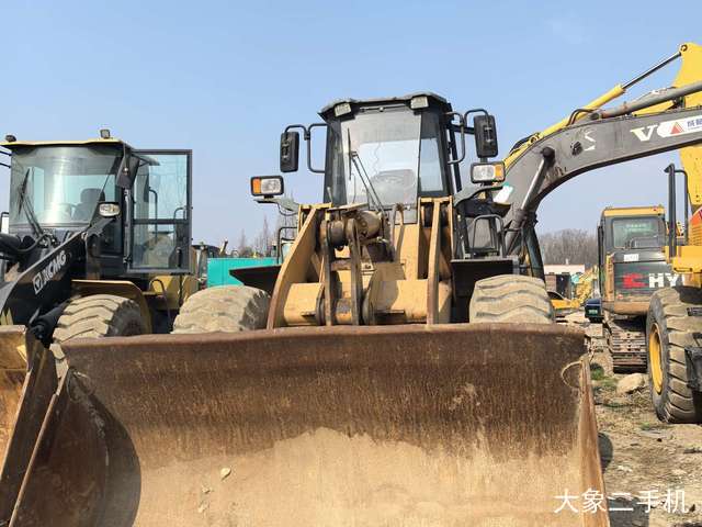龙工 LG853 装载机