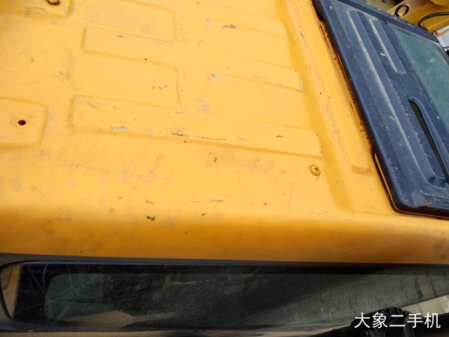 三一重工 SY135C-8 挖掘机