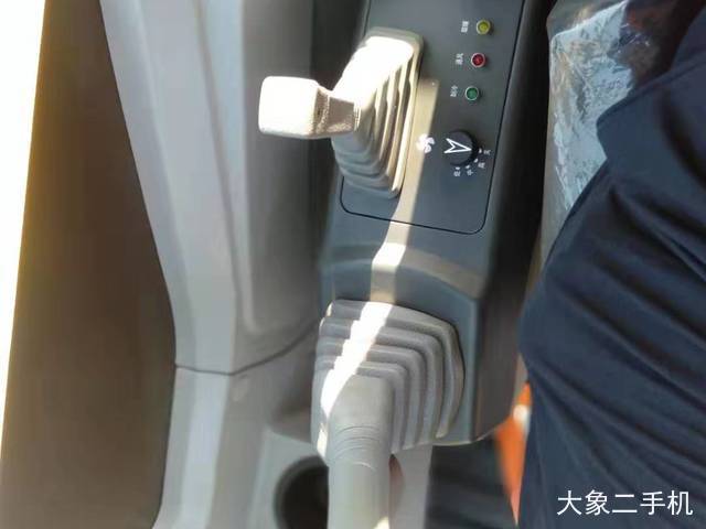 徐工 QUY55 挖掘机