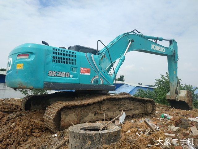 神钢 SK260LC-10 挖掘机