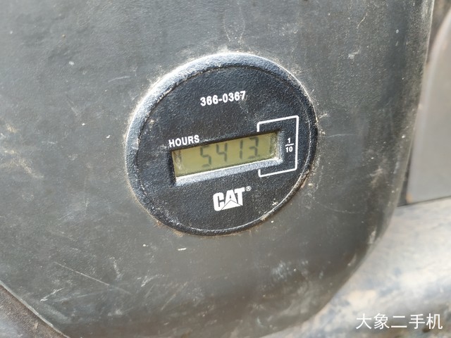 卡特彼勒 323DL 挖掘机