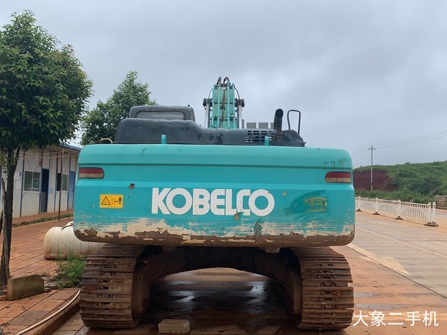 神钢 SK350LC 挖掘机